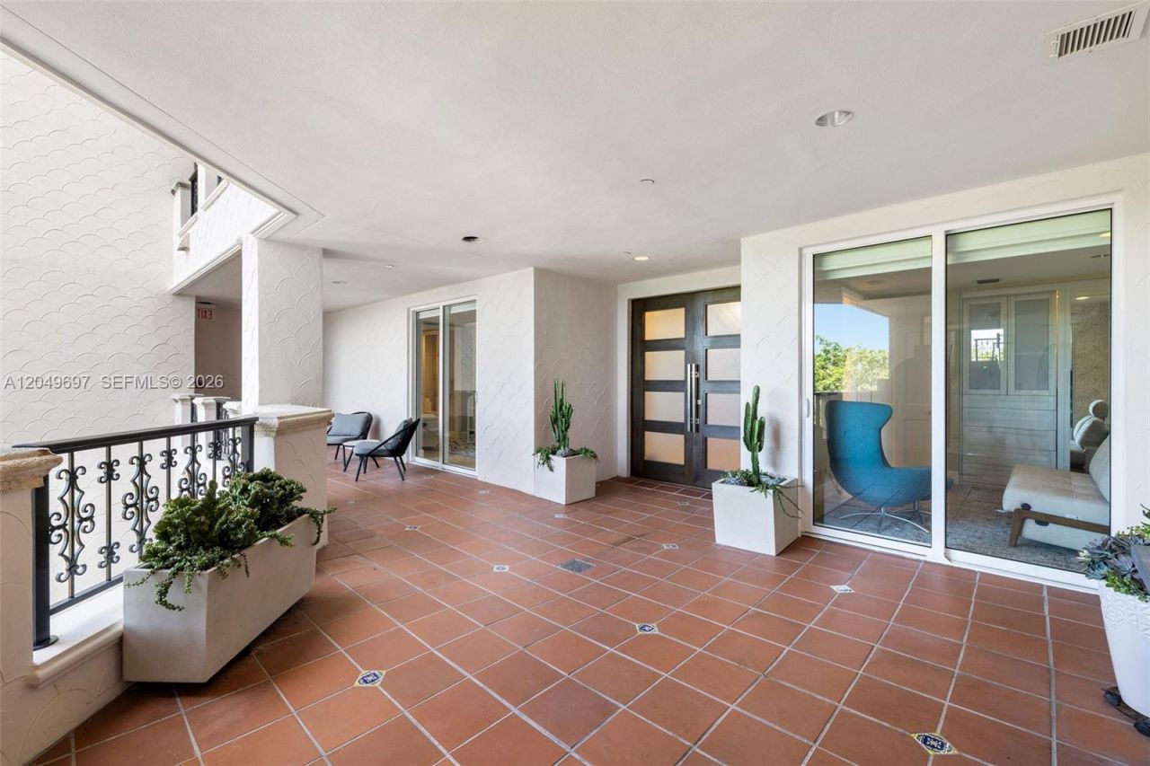 5245 Fisher Island Dr , Unit 5245, Miami Beach, FL 33109 Photo