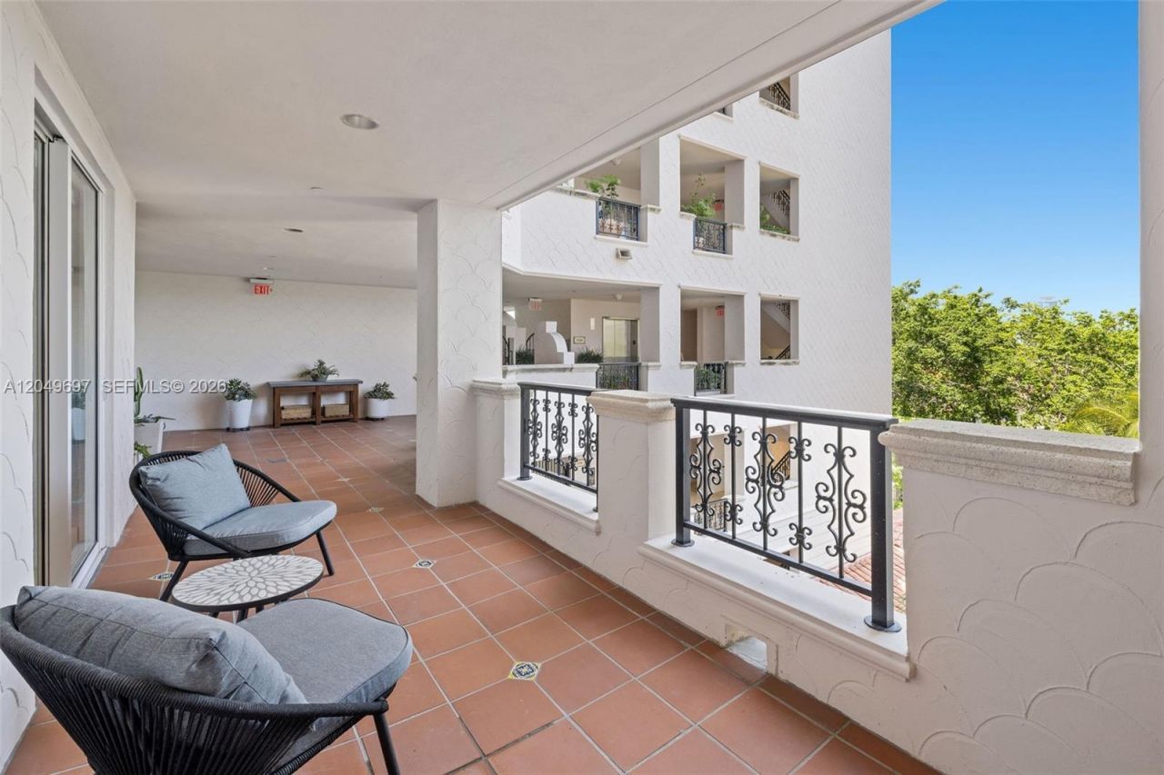 5245 Fisher Island Dr , Unit 5245, Miami Beach, FL 33109 Photo