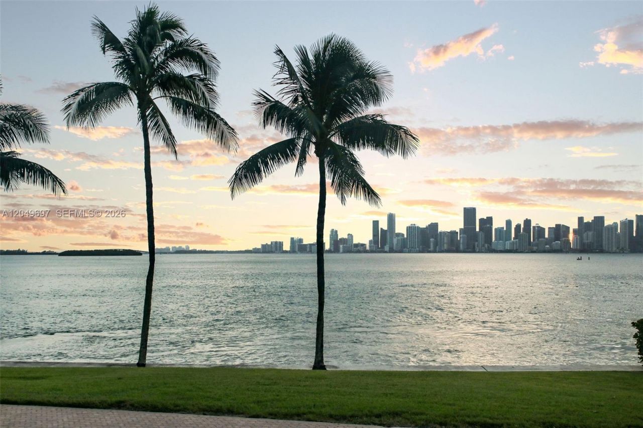 5245 Fisher Island Dr , Unit 5245, Miami Beach, FL 33109 Photo