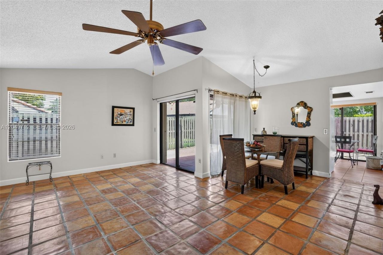 15065 SW 49th Ln, Unit F, Miami, FL 33185 Photo