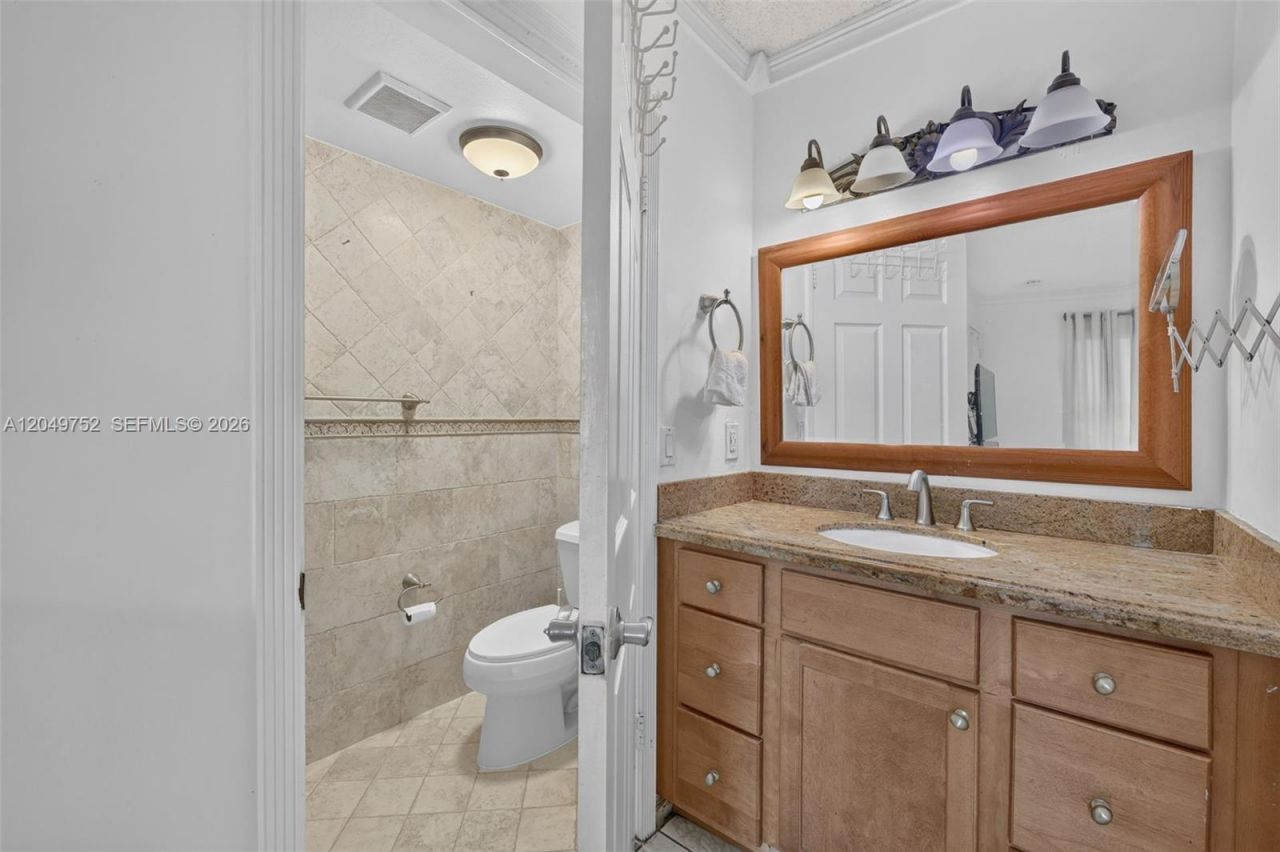 14929 SW 104th St , Unit 21-14, Miami, FL 33196 Photo