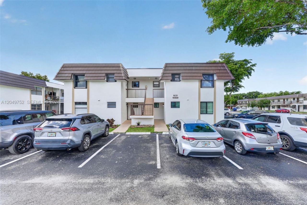 14929 SW 104th St , Unit 21-14, Miami, FL 33196 Photo