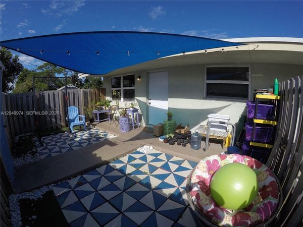 1200 NE 5th Ter , Unit 1, Fort Lauderdale, FL 33304