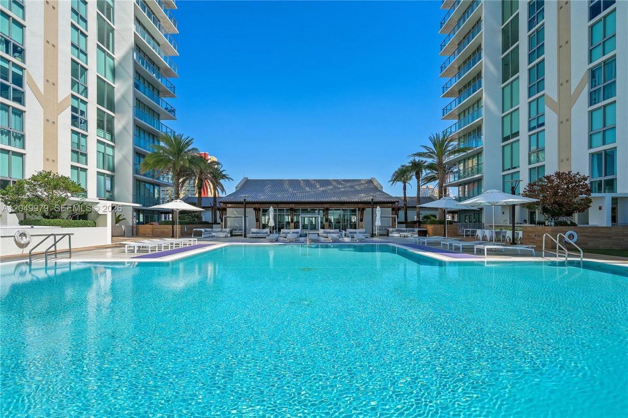 300 Sunny Isles Blvd , Unit 4-TS-03, Sunny Isles Beach, FL 33160 Photo