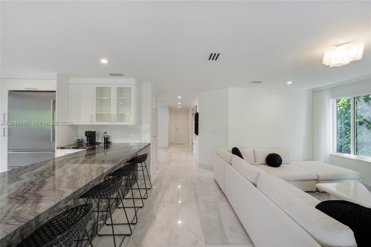 Please Call For Address, Miami, FL 33139 Photo