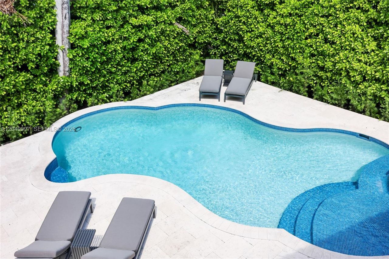 Please Call For Address, Miami, FL 33139 Photo