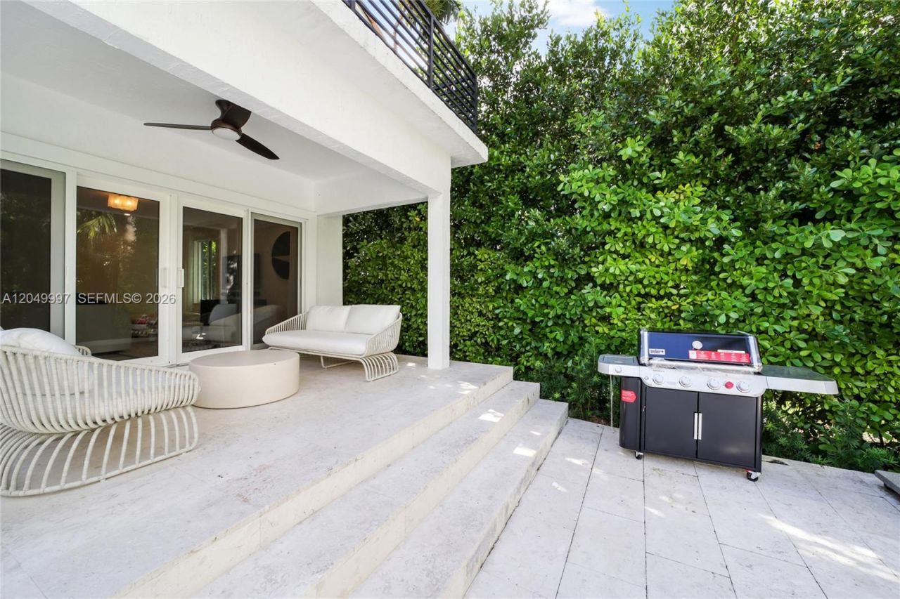 Please Call For Address, Miami, FL 33139 Photo