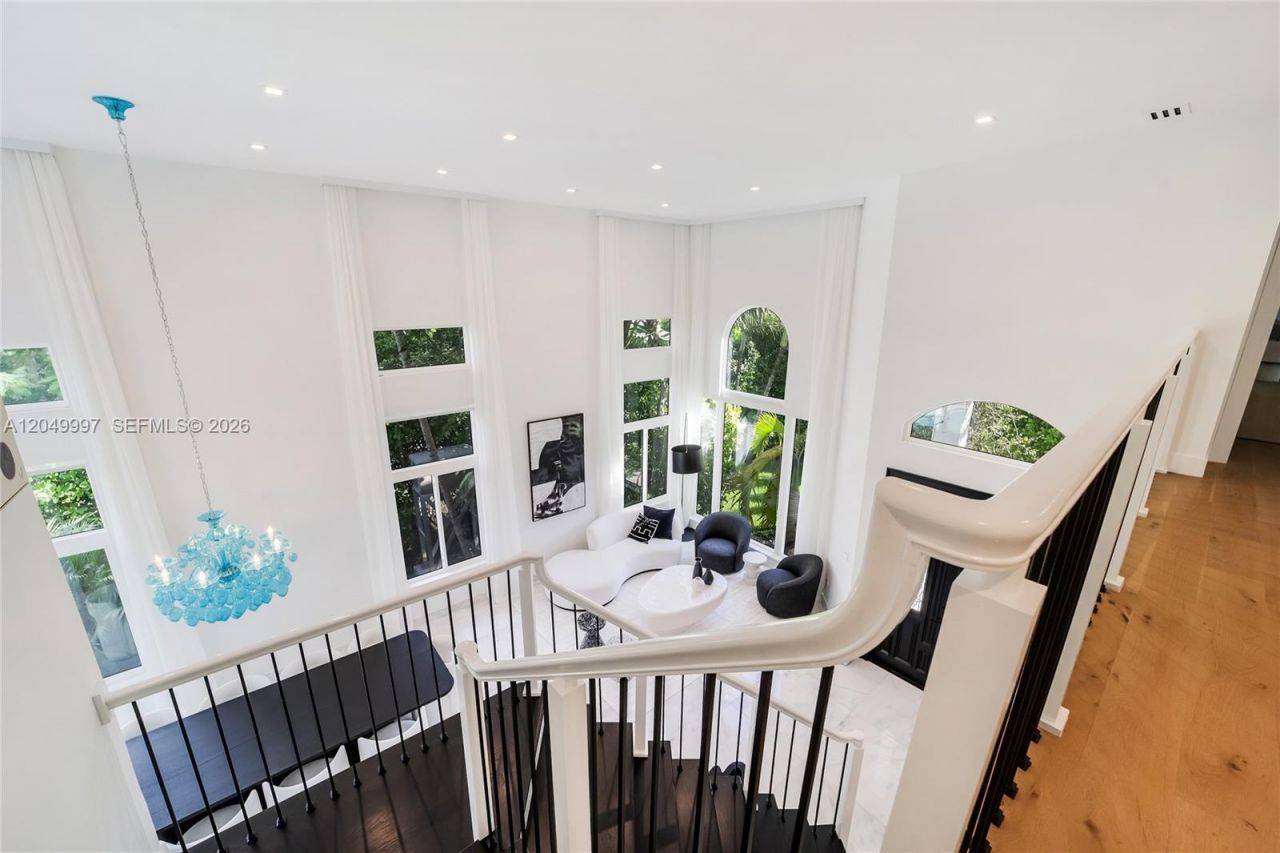 Please Call For Address, Miami, FL 33139 Photo