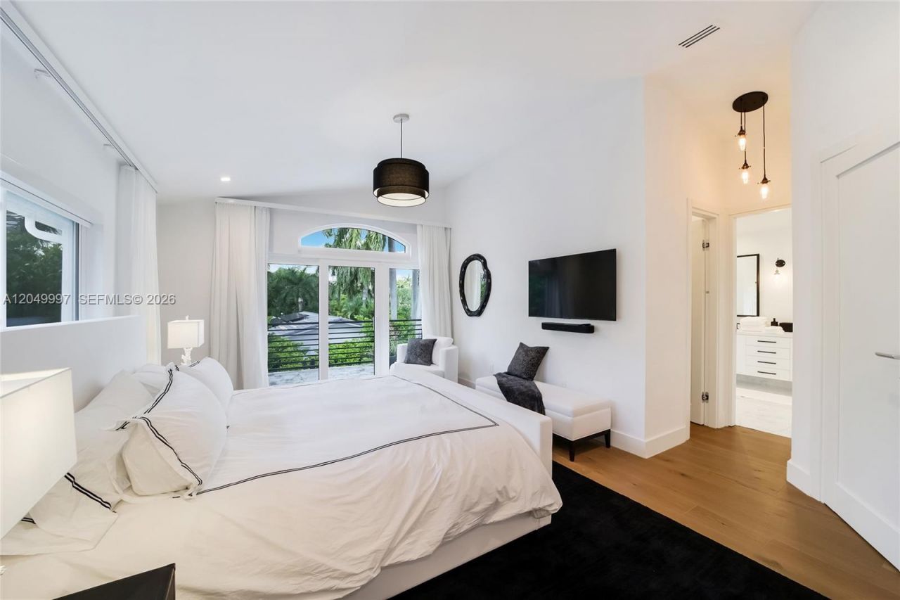 Please Call For Address, Miami, FL 33139 Photo