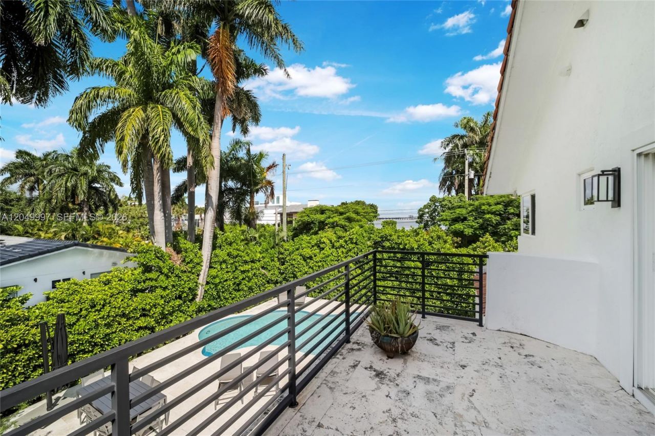 Please Call For Address, Miami, FL 33139 Photo