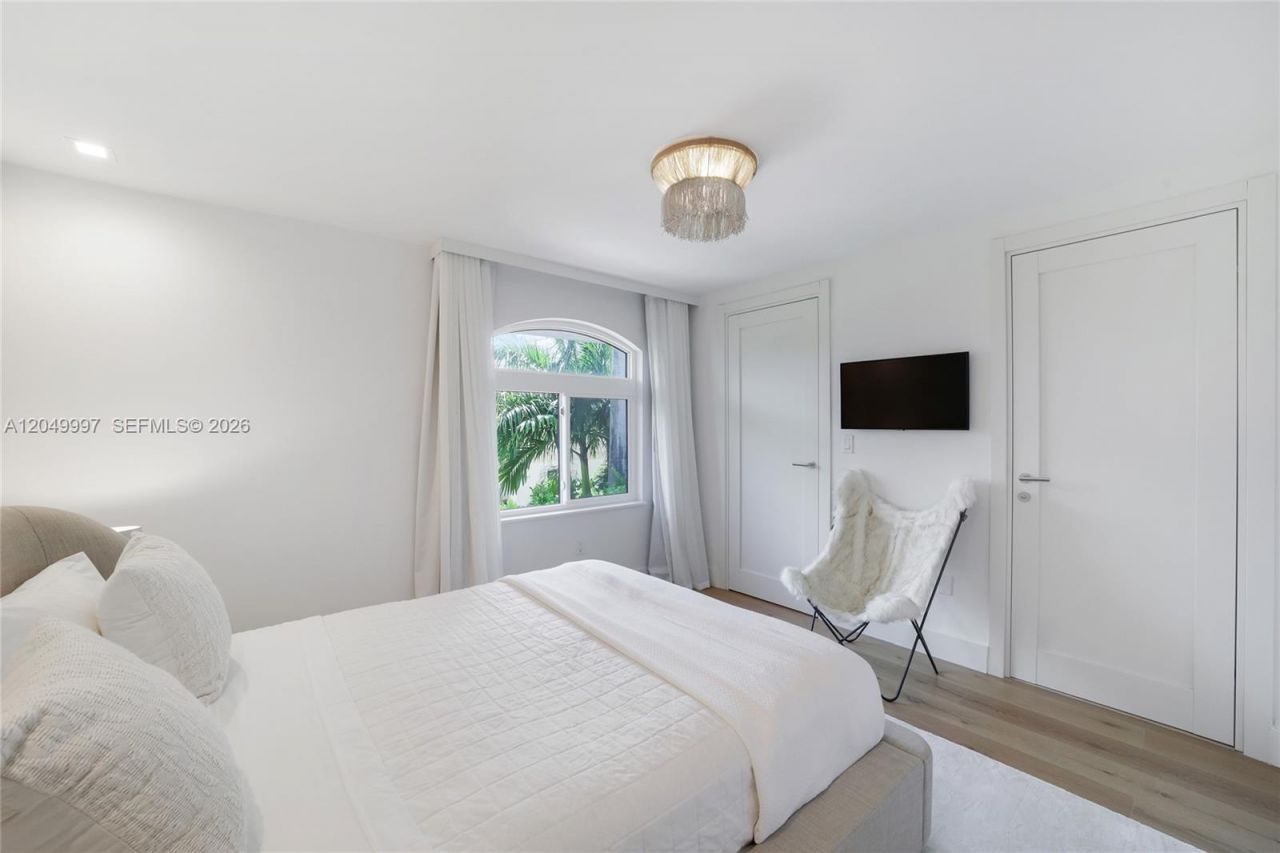 Please Call For Address, Miami, FL 33139 Photo