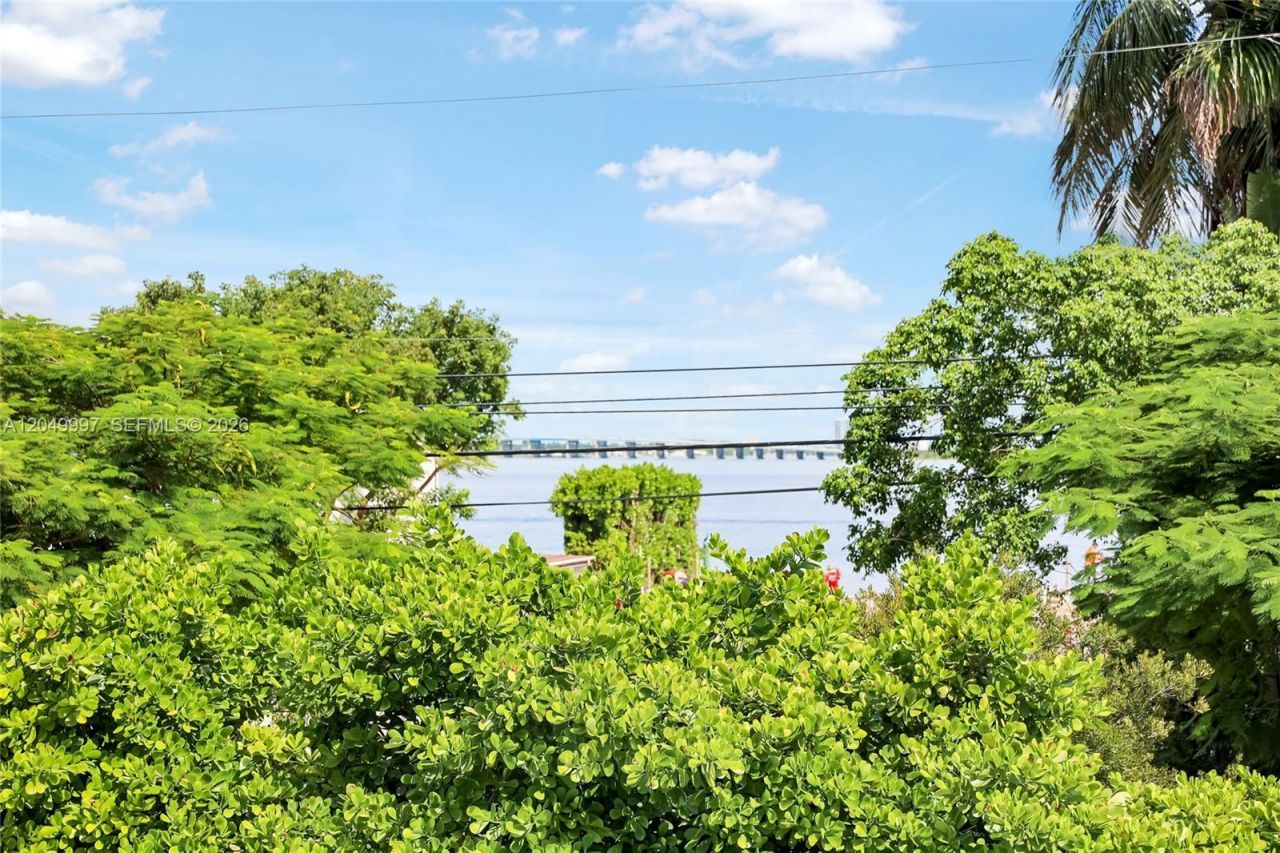 Please Call For Address, Miami, FL 33139 Photo