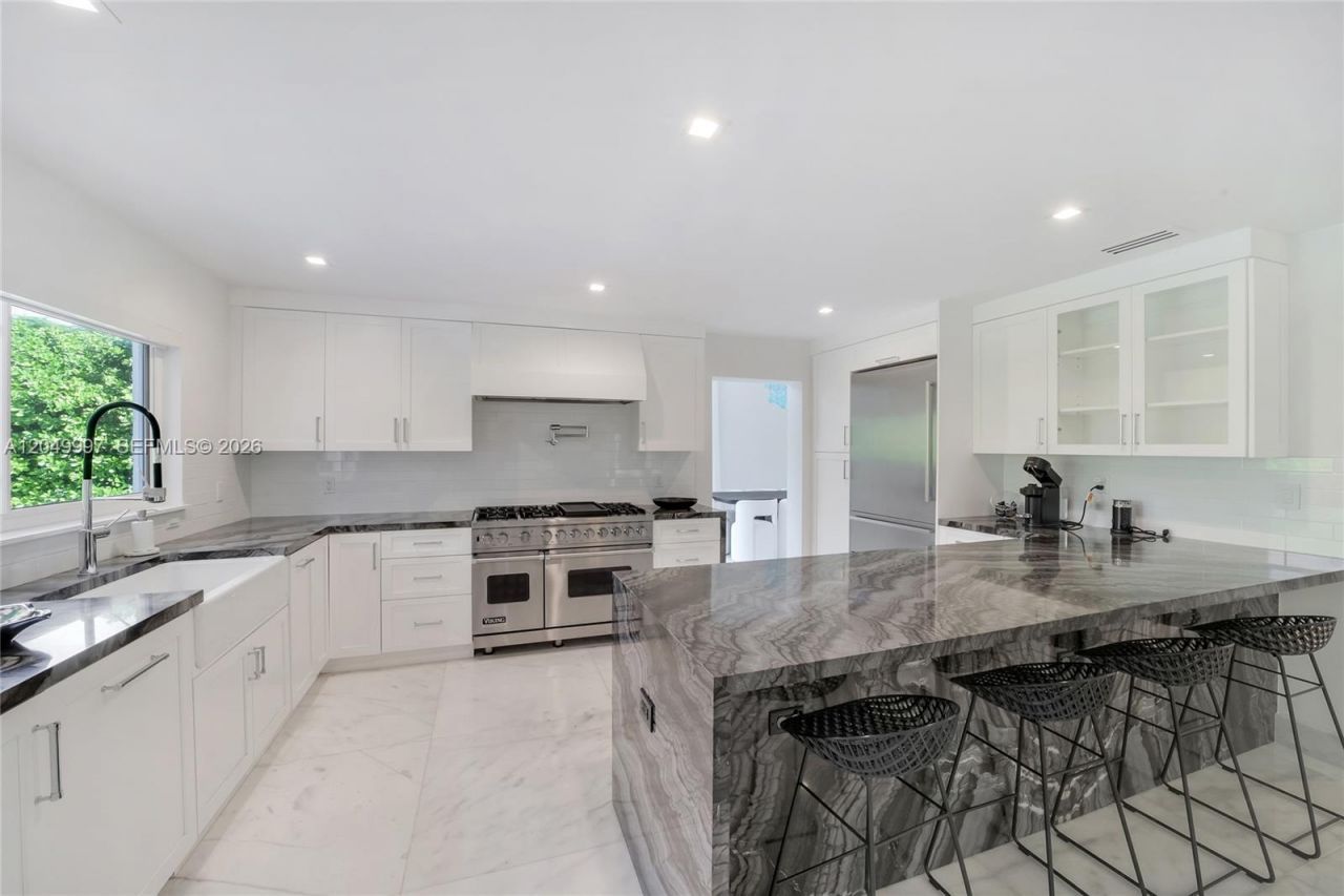 Please Call For Address, Miami, FL 33139 Photo