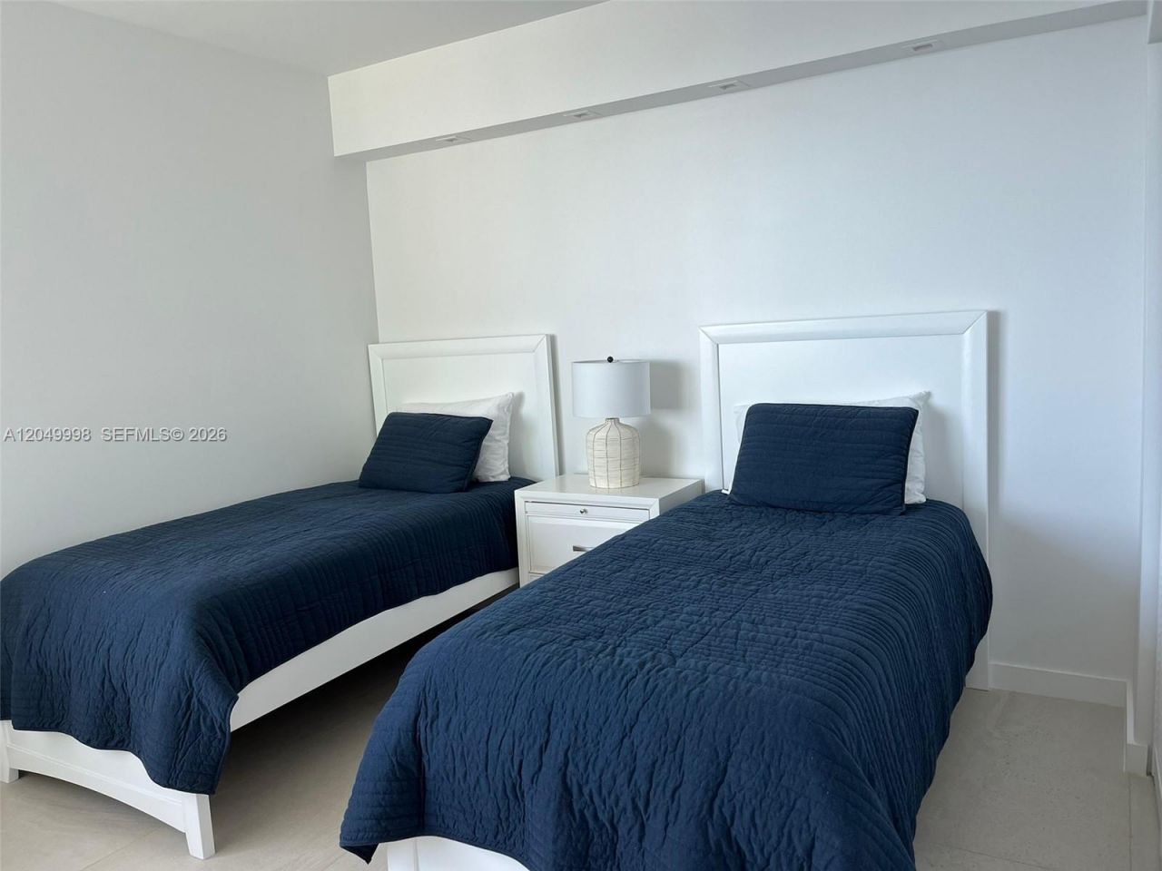 335 S Biscayne Blvd , Unit 4207, Miami, FL 33131 Photo