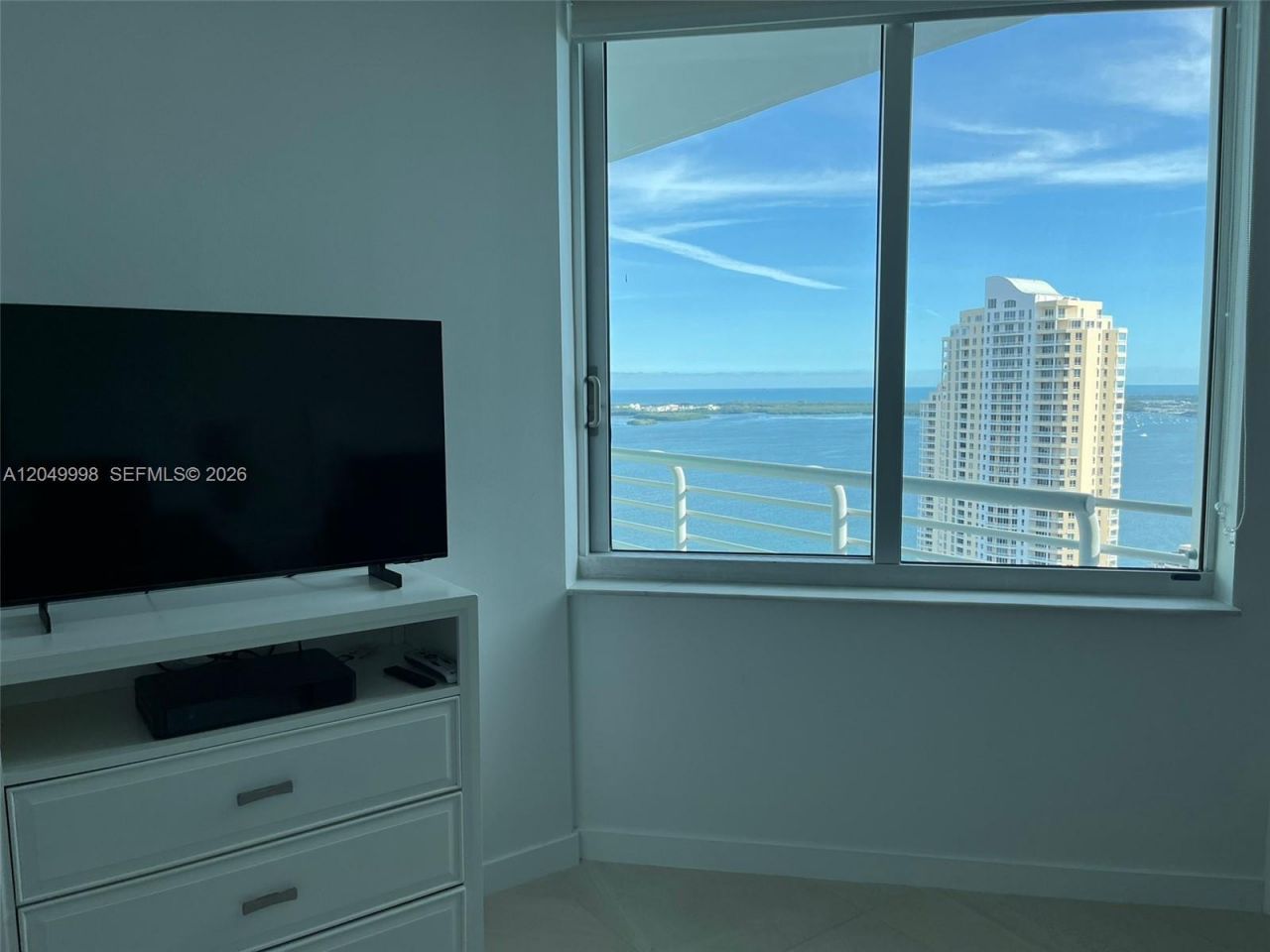 335 S Biscayne Blvd , Unit 4207, Miami, FL 33131 Photo