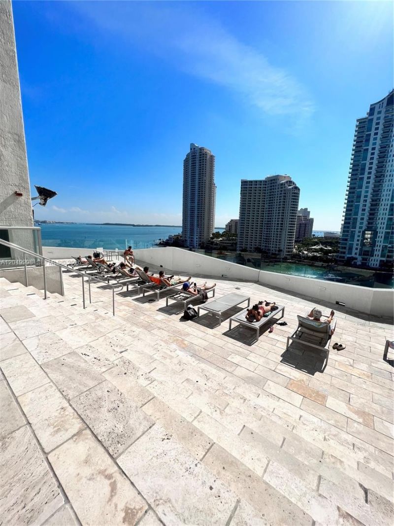 335 S Biscayne Blvd , Unit 4207, Miami, FL 33131 Photo
