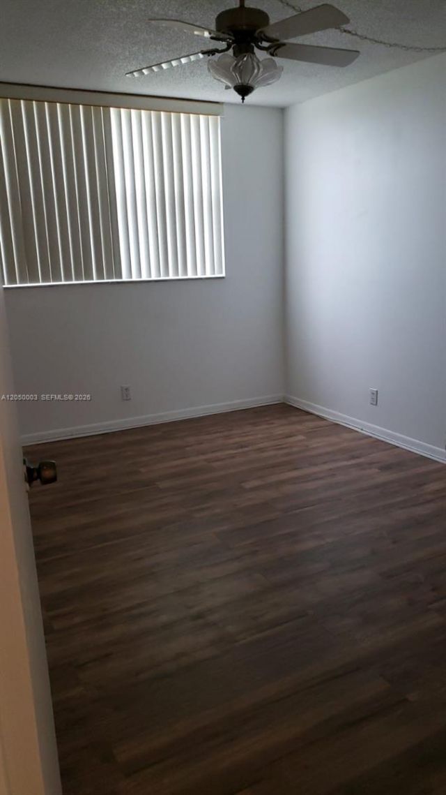 500 Executive Center Dr , Unit 4E, West Palm Beach, FL 33401 Photo