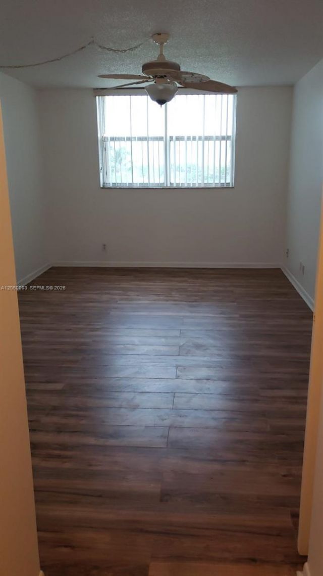 500 Executive Center Dr , Unit 4E, West Palm Beach, FL 33401 Photo