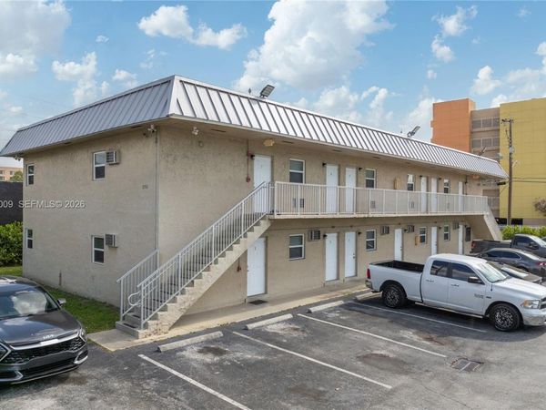 5755 NW 7th Ave , Unit 9, Miami, FL 33127