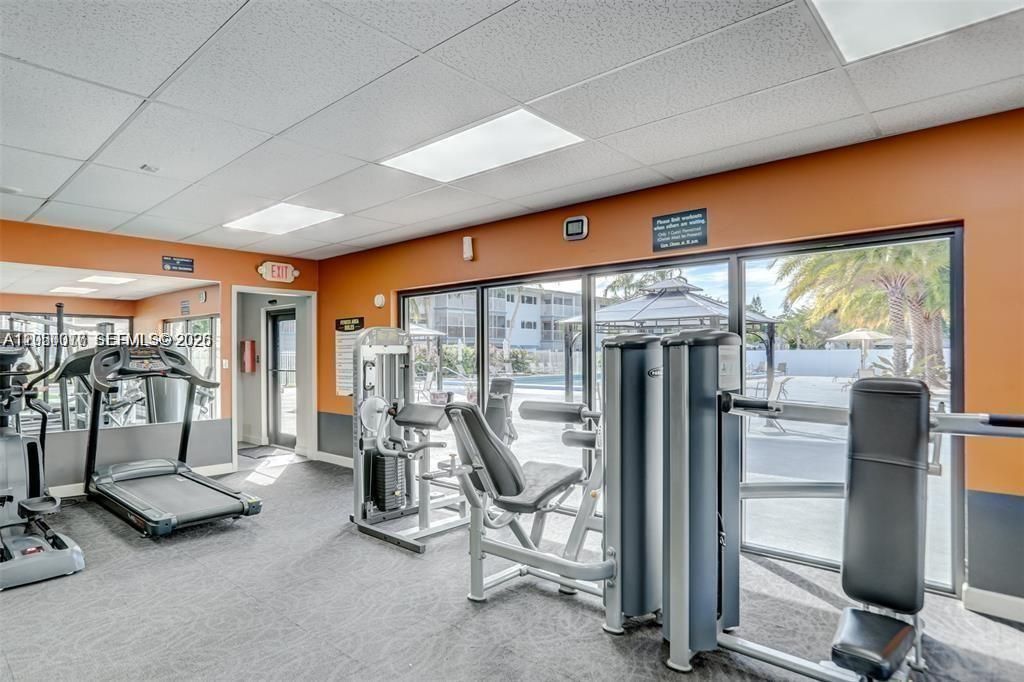 4800 Hillcrest Ln , Unit 511, Hollywood, FL 33021 Photo