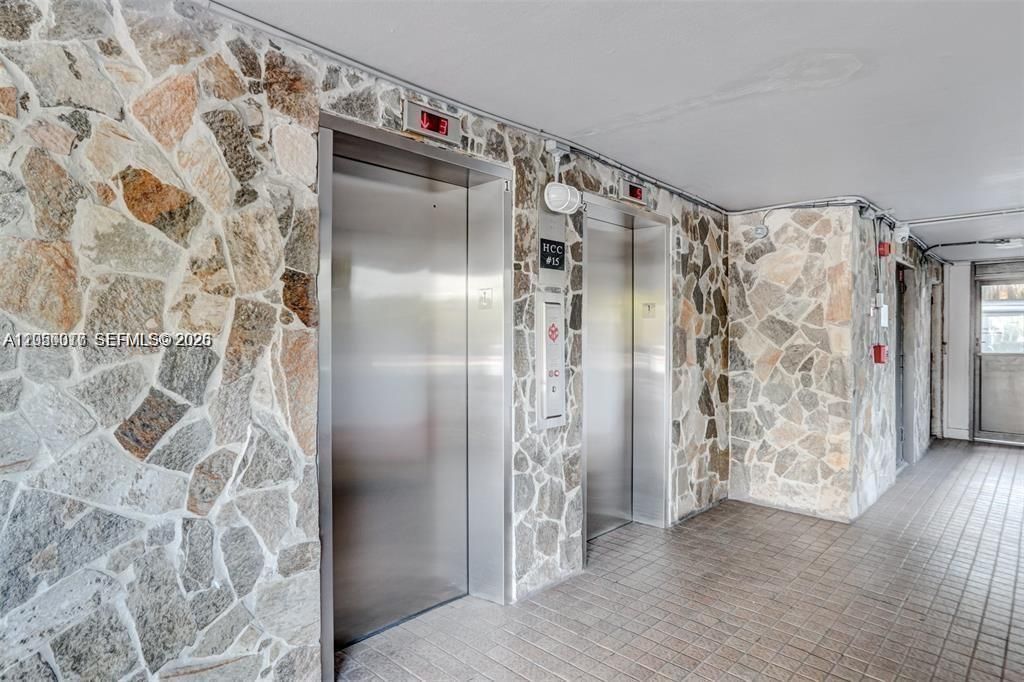4800 Hillcrest Ln , Unit 511, Hollywood, FL 33021 Photo