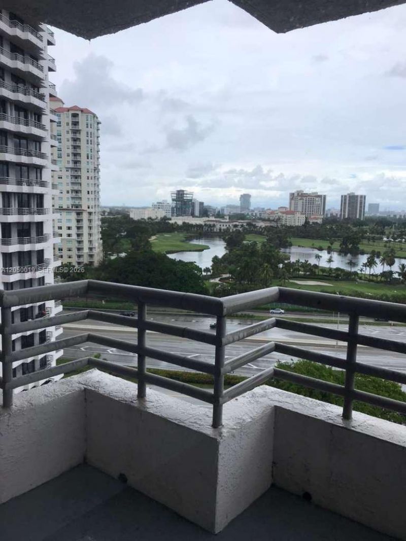 3300 NE 191st St, Unit 1412, Aventura, FL 33180 Photo