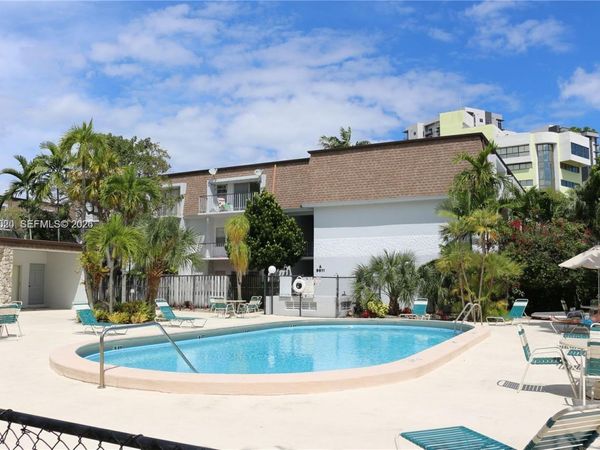 9611 SW 77th Ave, Unit 306A, Miami, FL 33156