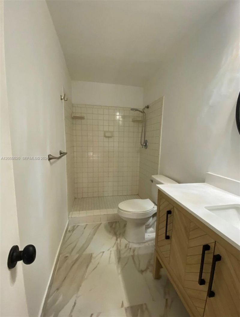 9611 SW 77th Ave, Unit 306A, Miami, FL 33156 Photo
