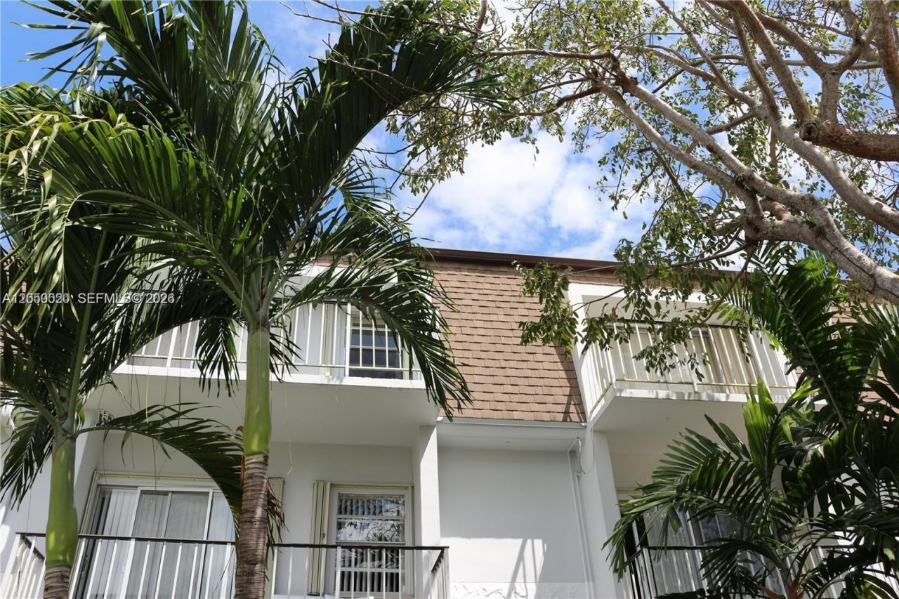9611 SW 77th Ave, Unit 306A, Miami, FL 33156 Photo