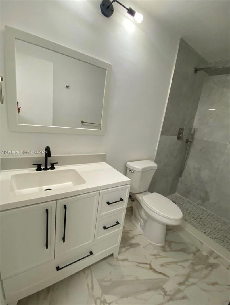 9611 SW 77th Ave, Unit 306A, Miami, FL 33156 Photo