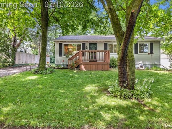 310 Mason Road, Howell, MI 48843