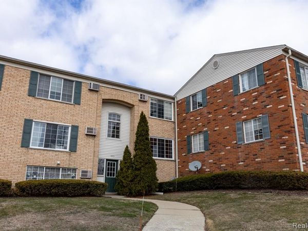 495 Miller Avenue, Rochester, MI 48307