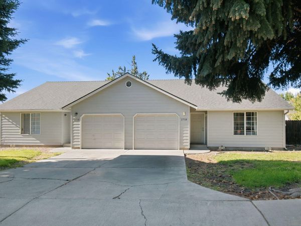 2716 -2718 SW Umatilla Avenue, Redmond, OR 97756