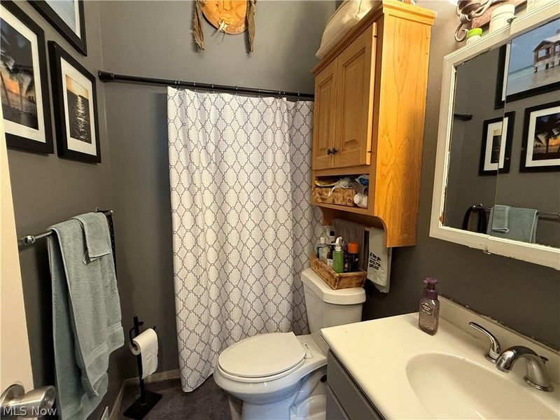 14537 Hickox Street, Burton, OH 44021 Photo 17