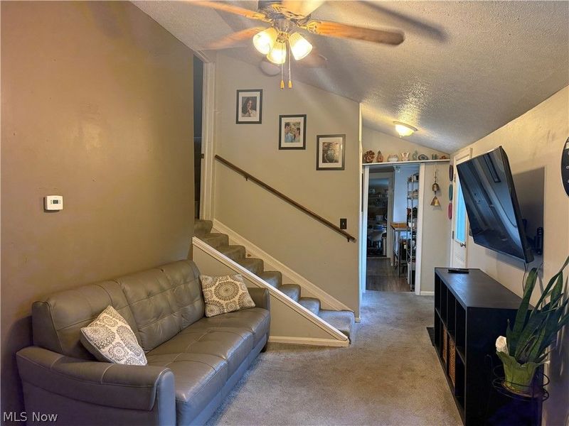 14537 Hickox Street, Burton, OH 44021 Photo 18