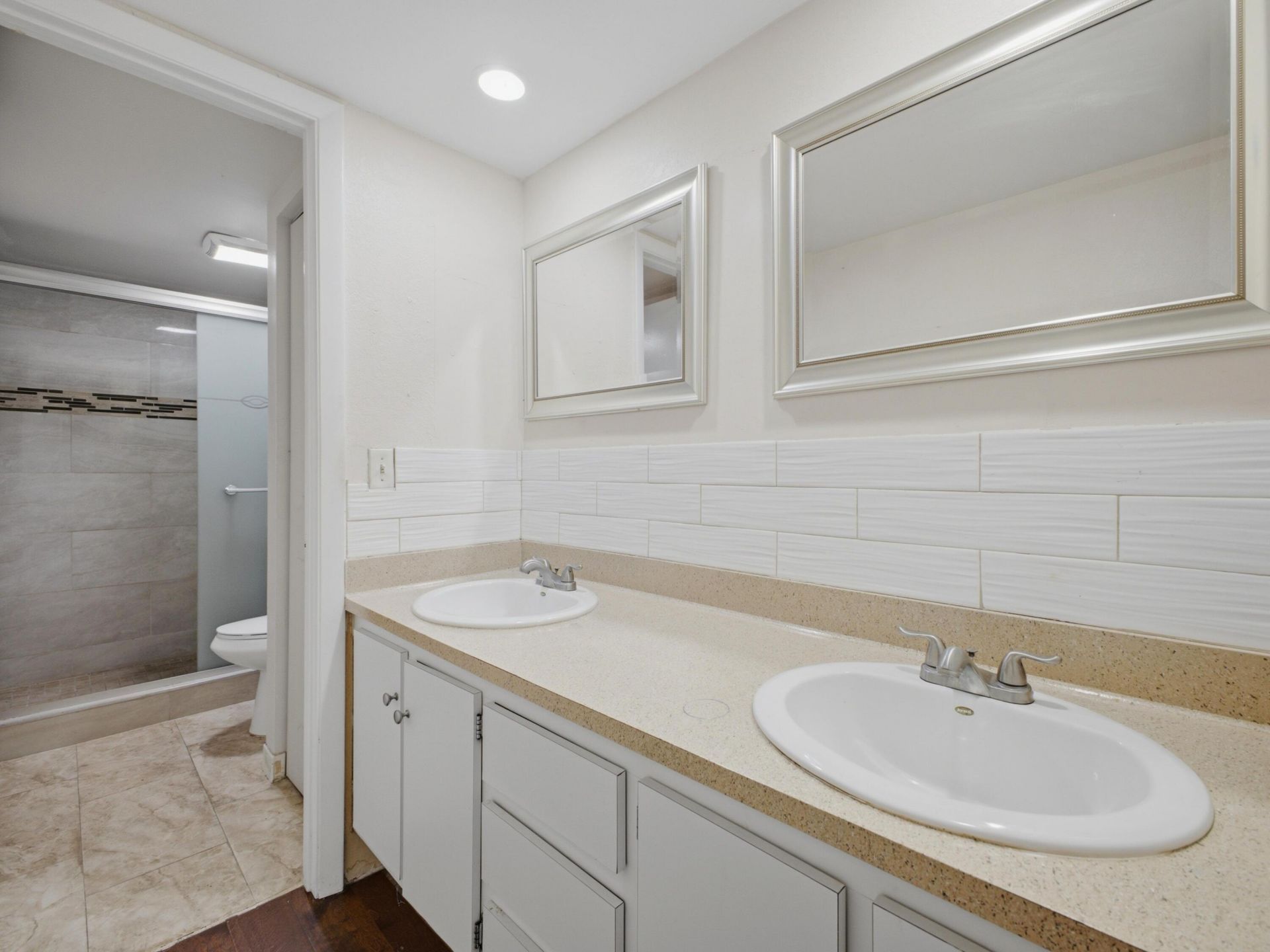 105 Woodland Road, Palm Springs, FL 33461 Photo