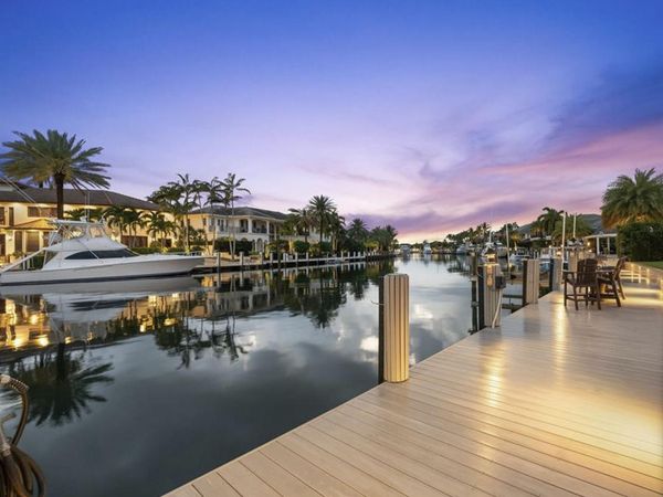 2600 NE 33rd Street, Lighthouse Point, FL 33064