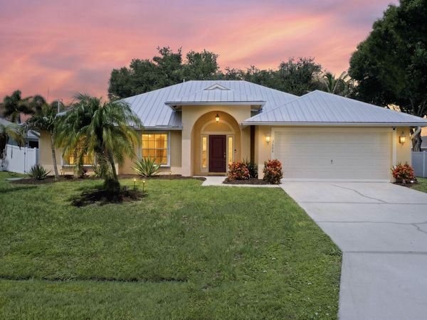 3408 SW Funtuna Street, Port Saint Lucie, FL 34953