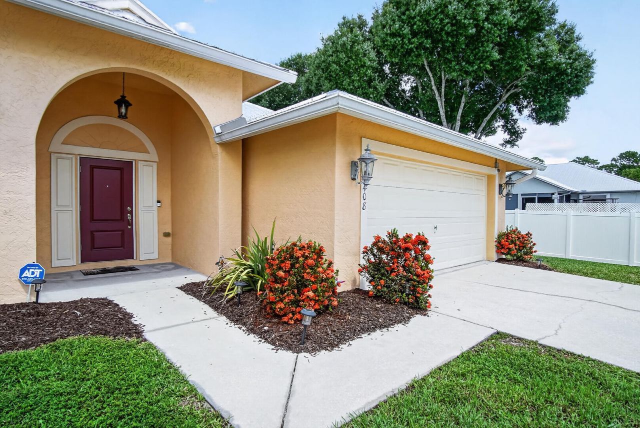 3408 SW Funtuna Street, Port Saint Lucie, FL 34953 Photo
