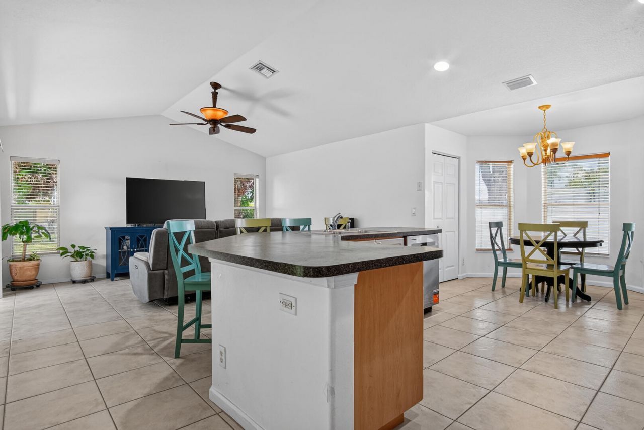 3408 SW Funtuna Street, Port Saint Lucie, FL 34953 Photo