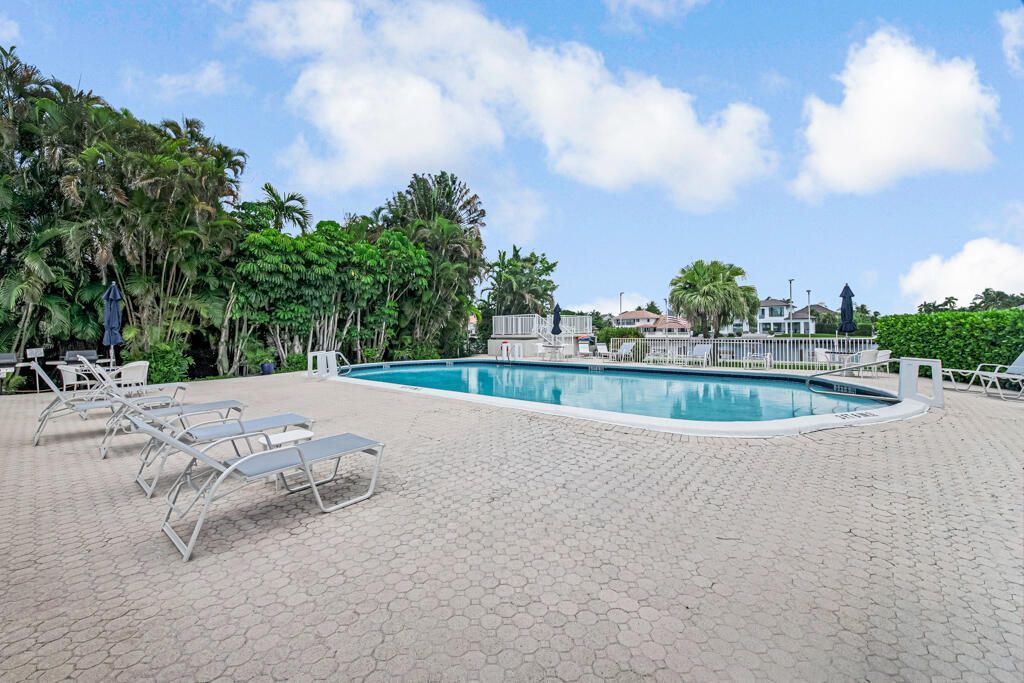 1910 S Ocean Boulevard, Unit 112, Delray Beach, FL 33483 Photo