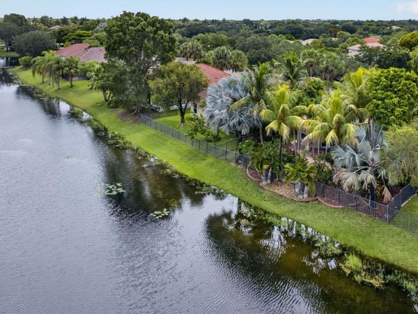 6443 NW 110th Avenue, Parkland, FL 33076