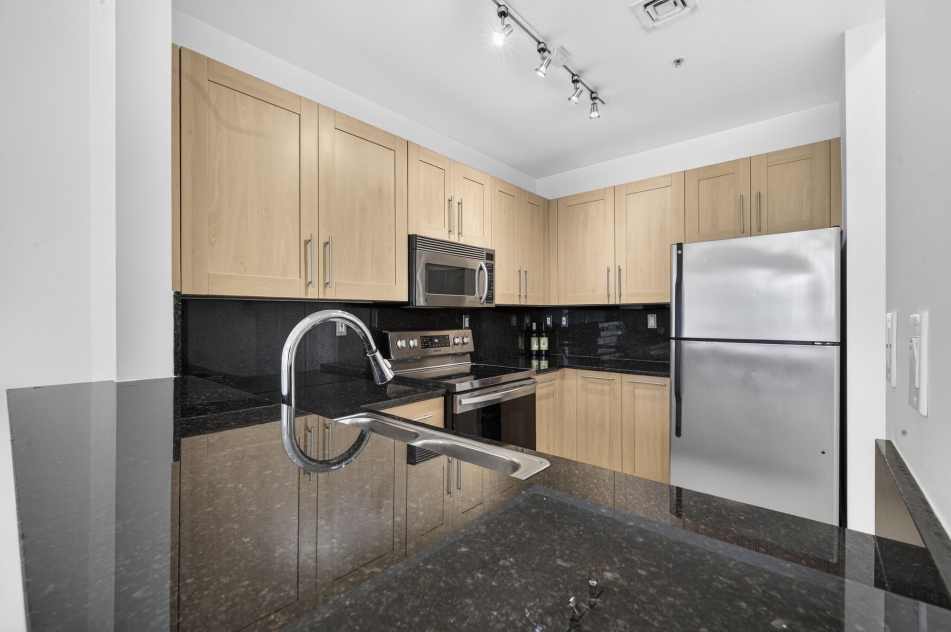 511 SE 5 Avenue, Unit 2523, Fort Lauderdale, FL 33301 Photo