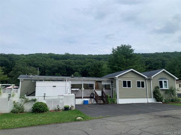 146 Parkway Trailer CT. , Pomona, NY 10970