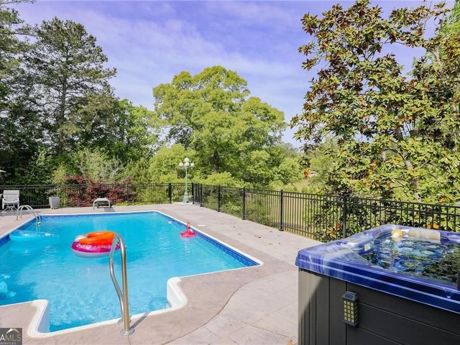 Property Image 36