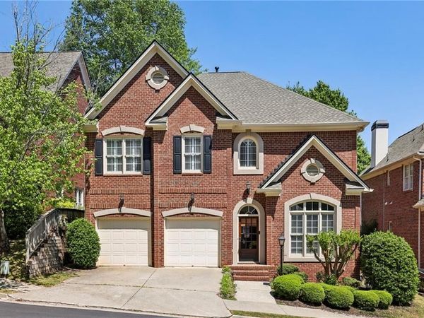 1200 Dunwoody Village Drive , Dunwoody, GA 30338