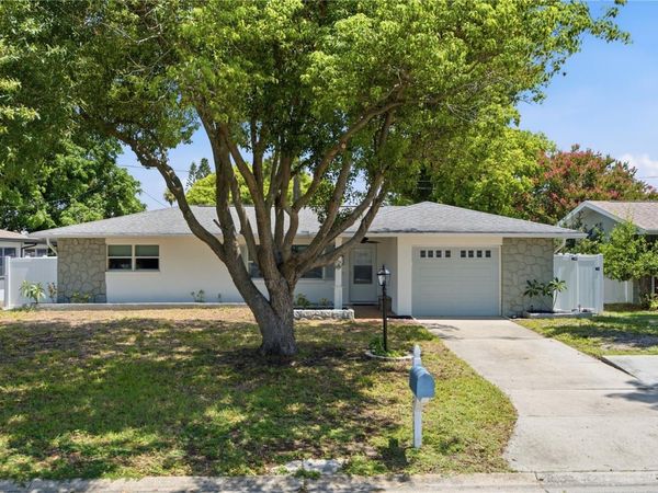 2190 SCOTLAND DRIVE , CLEARWATER, FL 33763