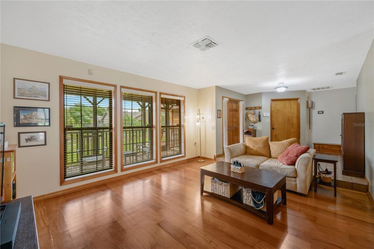2109 Wheeler Oaks Drive, Brandon, FL 33510 Photo