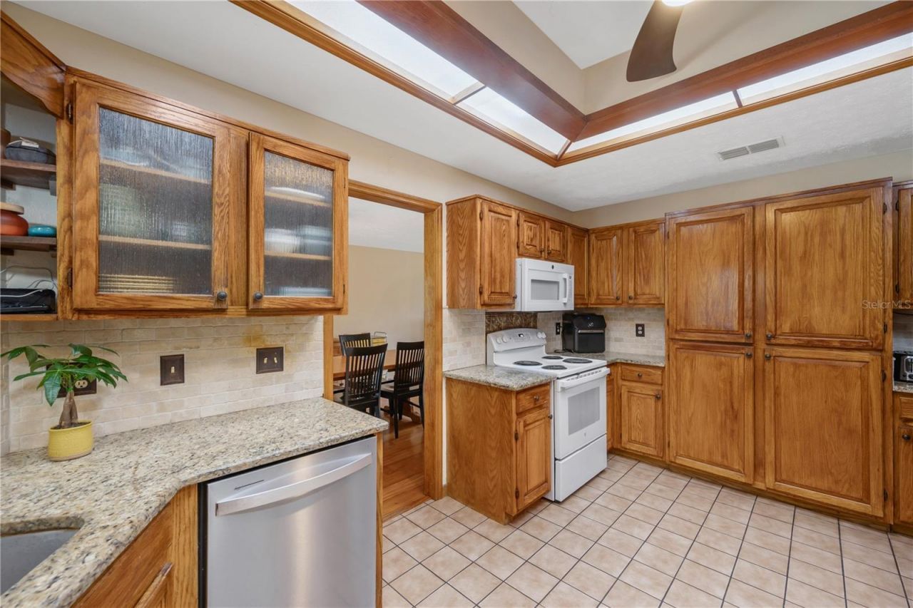 2109 Wheeler Oaks Drive, Brandon, FL 33510 Photo