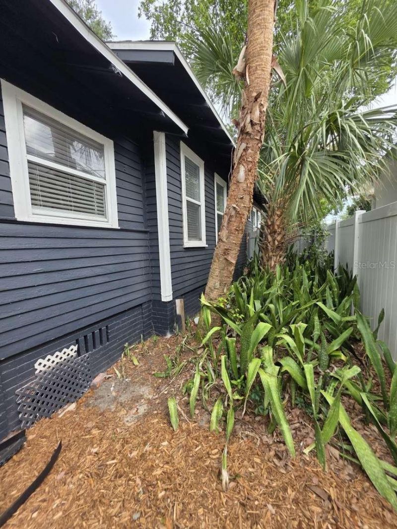 1035 9th Avenue S, Saint Petersburg, FL 33705 Photo